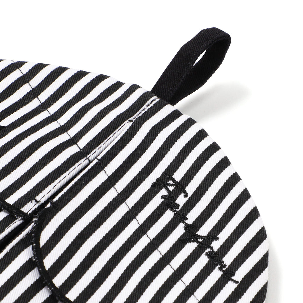 Scalloped Potholder Black