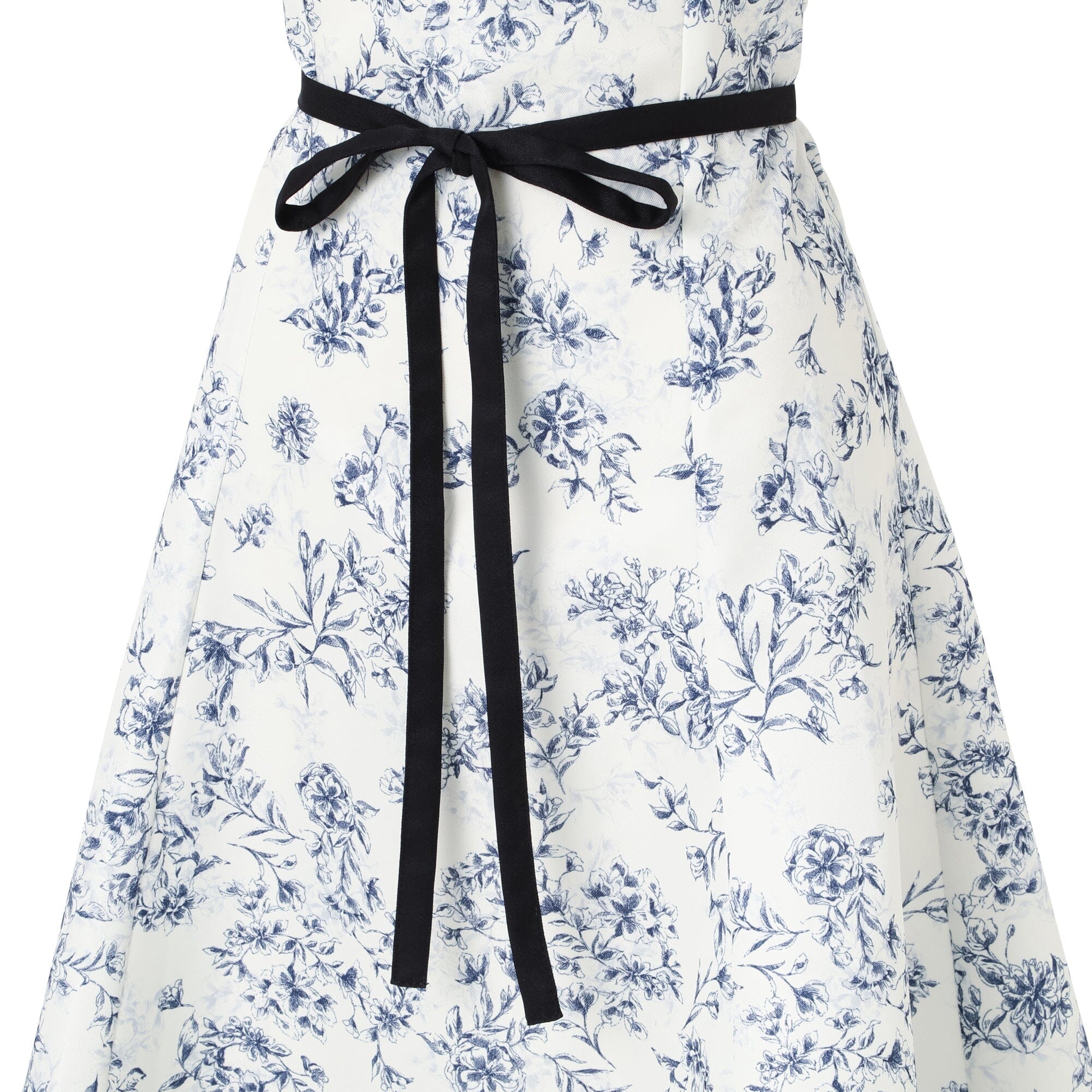 Belulfulu Full Apron Ivory