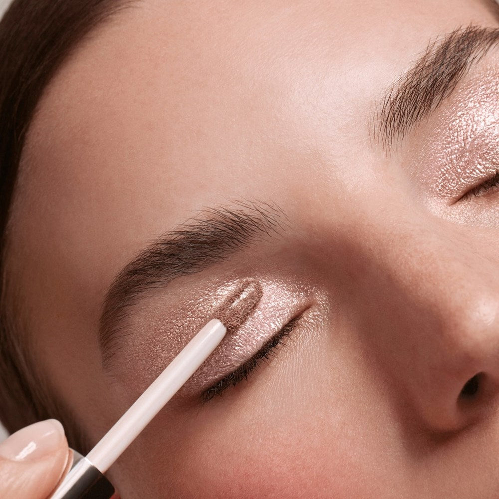Eye Lumiere Liquid Eyeshadow – Cremant