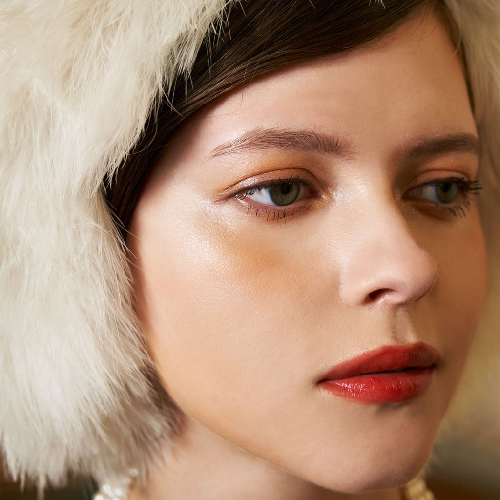 Makeup Collection 2025 – Flapper Dress (001)