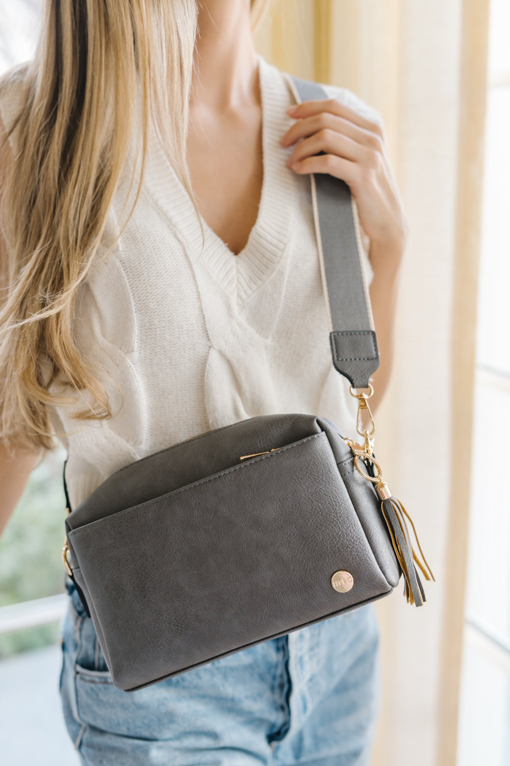 Kara Crossbody - Final Sale
