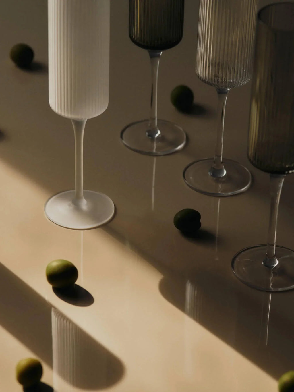 Ripple Champagne Flutes (Set of 2)