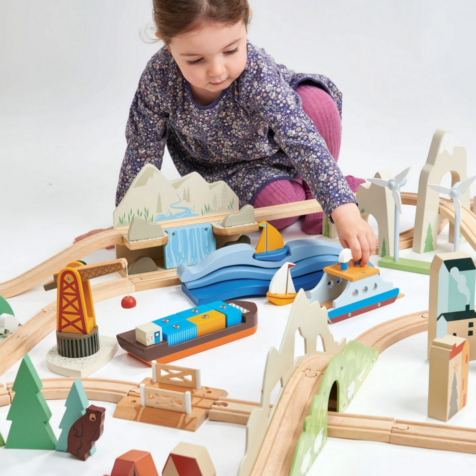 Mountain View Train Deluxe Set