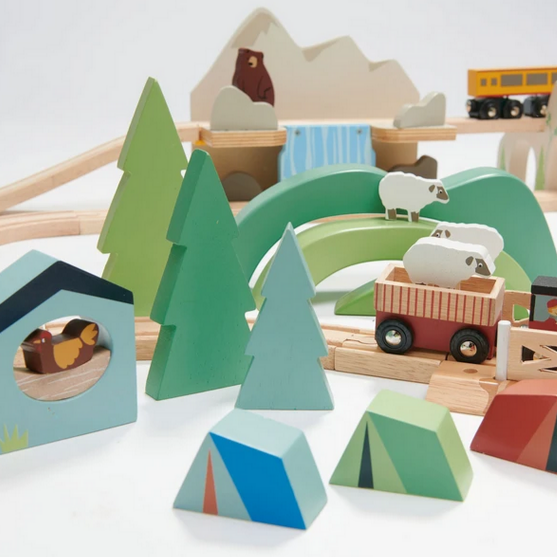Mountain View Train Deluxe Set